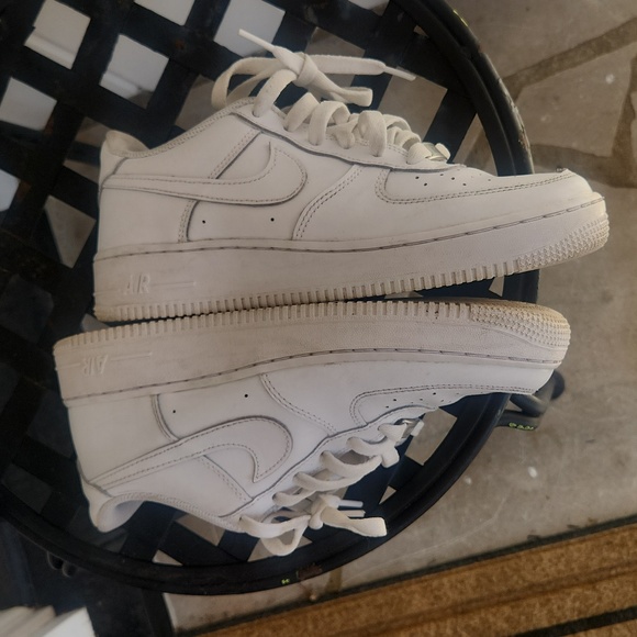 Nike Air Force 1's - Picture 5 of 6